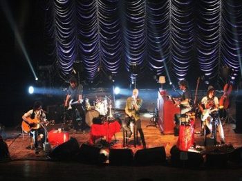 i Negrita in concerto sul Lago di Como